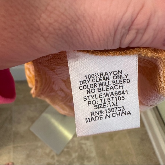 Umgee brand bought off Chic Soul website. Size 1X long sleeve dress. - Picture 8 of 8